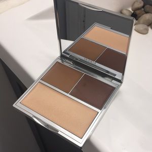 CONTOUR + HIGHLIGHT KIT In “Sculpted Medium”